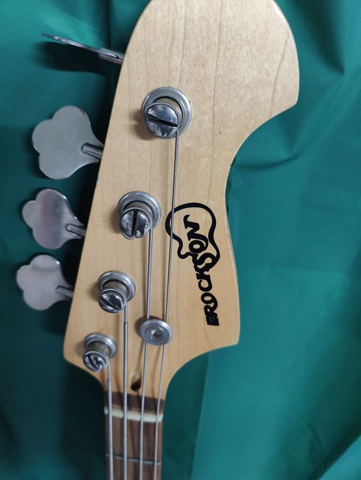 Chitara bass Rockson R-JB99, stare ca nouă