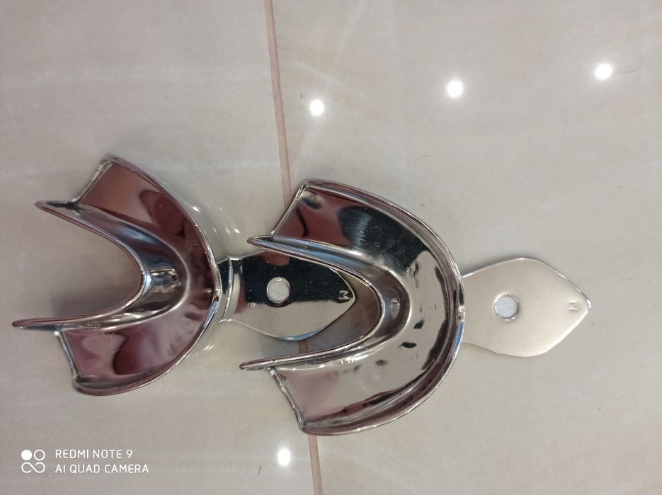 Стоматологични инструменти