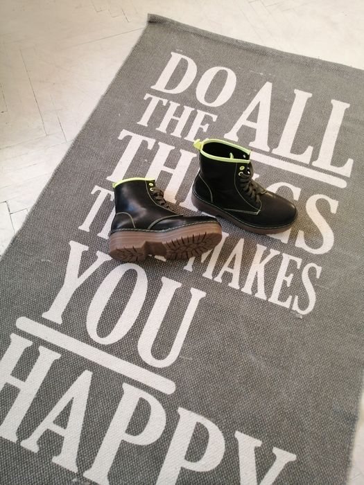 Кубинки черни със зелено обкантване