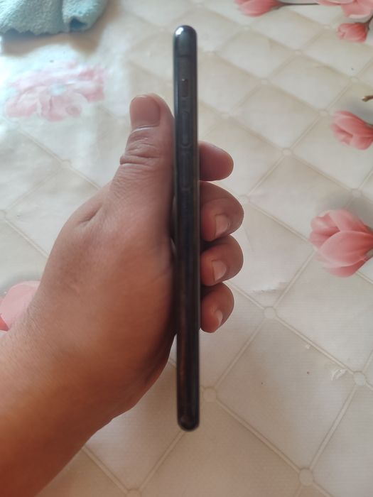 Iphone 11 Pro Yashil, 64 gb.