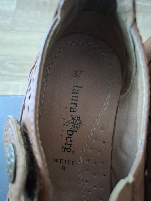 Vând pantofi damă piele nr 37