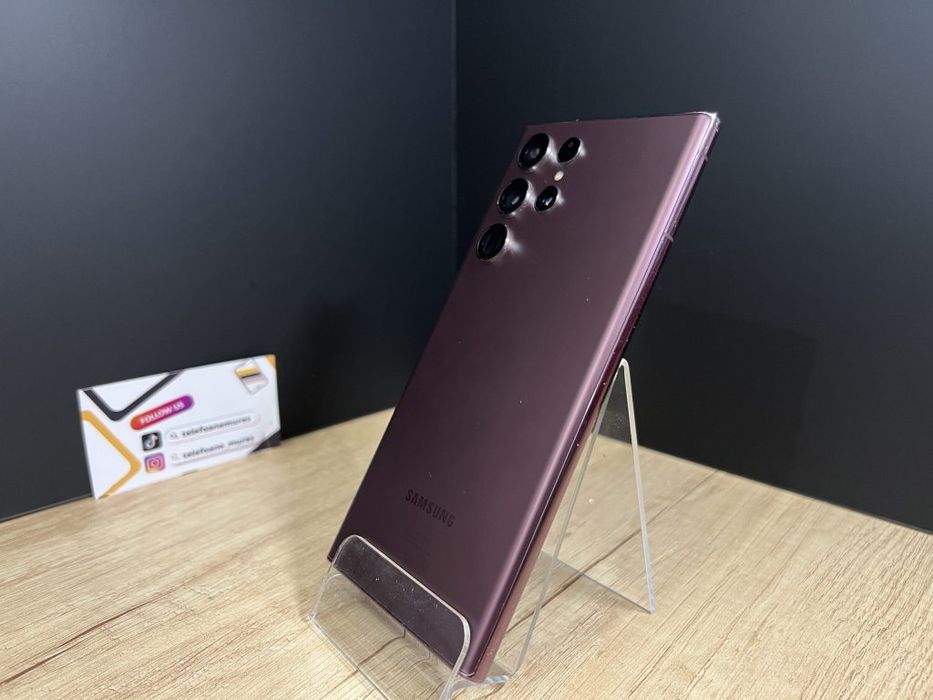 Samsung Galaxy S22 Ultra 128Gb Burgundy