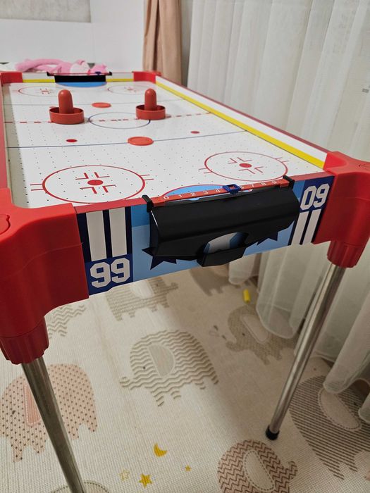 Въздушен хокей за деца