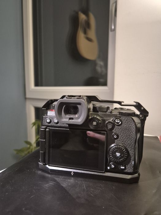 Panasonic Lumix s5 + 2 baterii +cage cadou