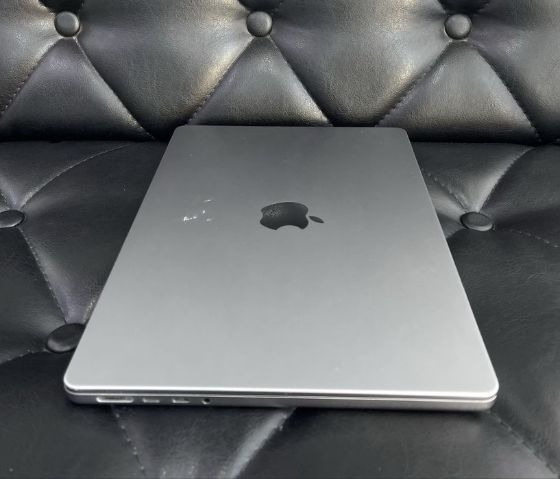 Apple MacBook Pro M1 Pro 16GB\1TB 2021 года в хорошем состояние