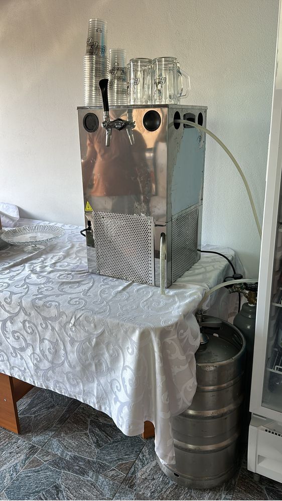 Vand dozator bere