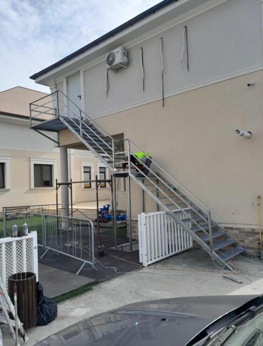 Confecționăm scări / scara metalice zincata pt casa, beci și incendiu