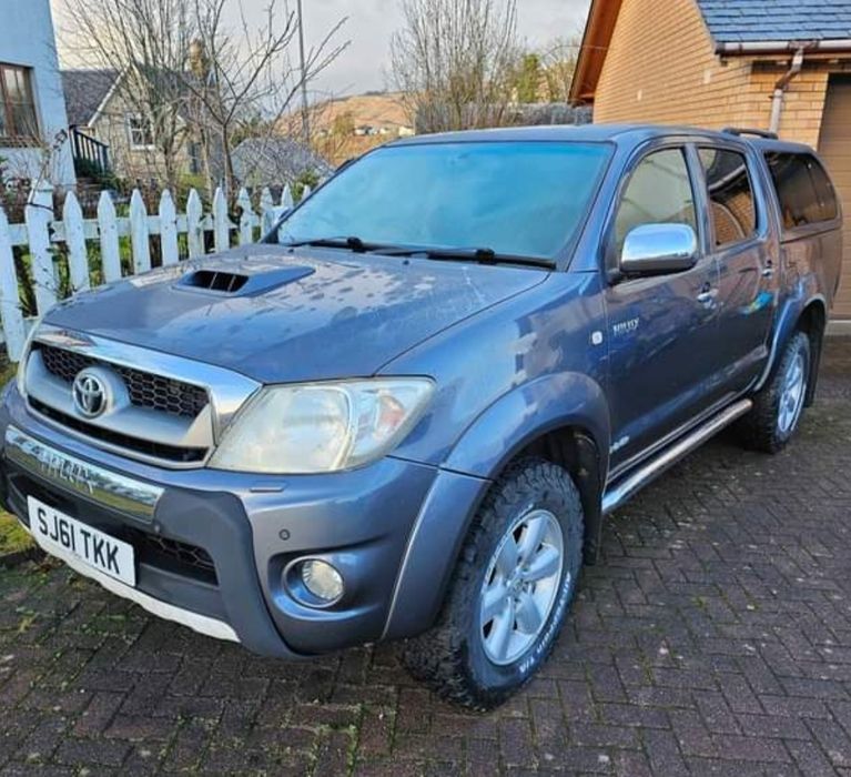 Dezmembrez Toyota Hilux 3.0 invincible manuala 1KD-FTV 2006-2012