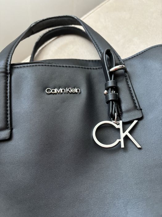 Дамска чанта Calvin Klein