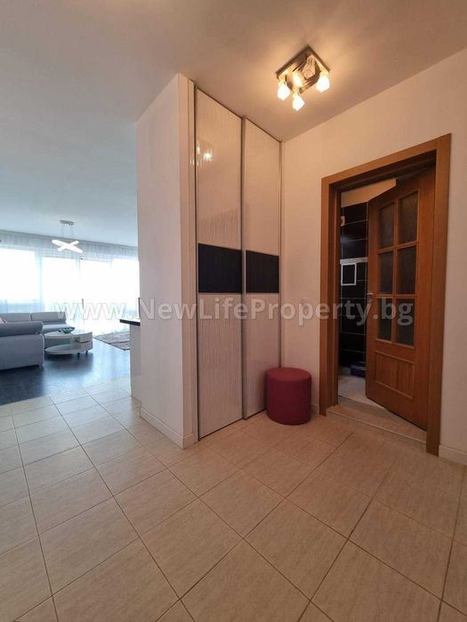 Продава се Двустаен апартамент в с. Кошарица, Област Бургас - 82 кв.м за 903 €/кв.м - Снимка #2