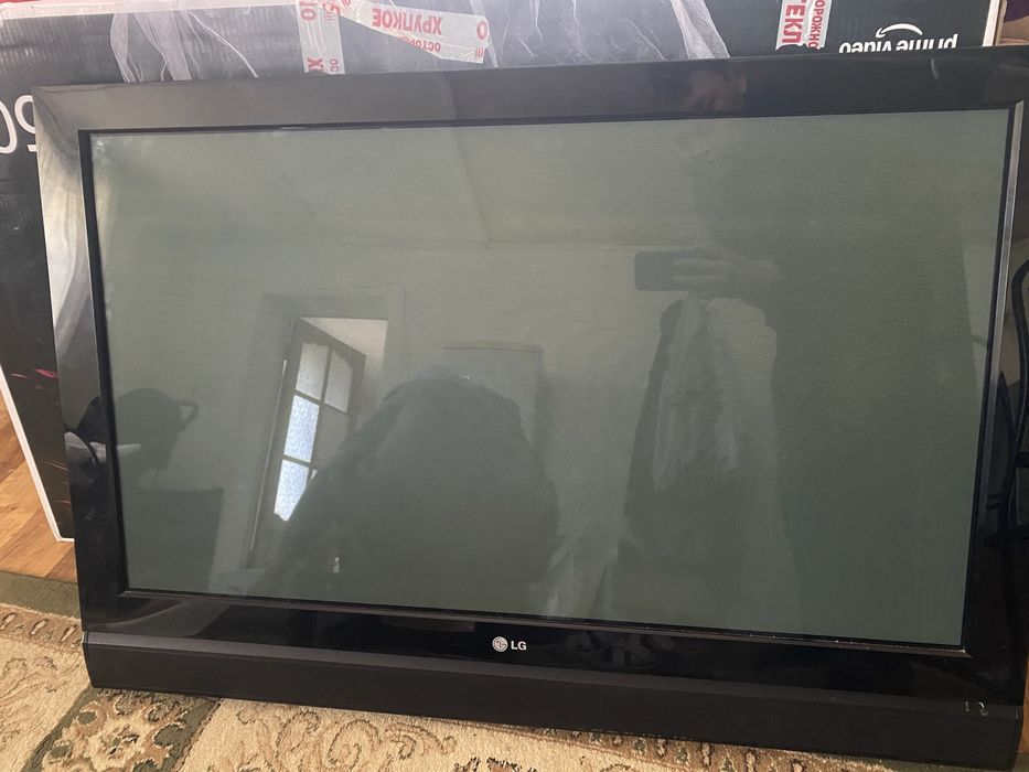 LG телевизор 50 дюйм