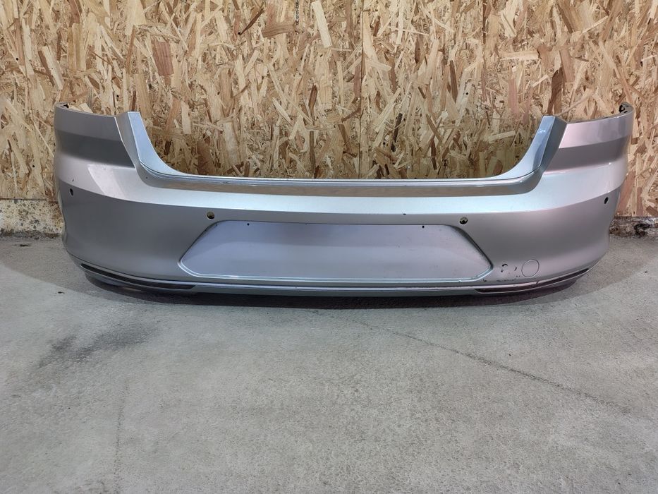 Bara spate VW Passat B8 limuzina an 2015-2018 Cod 3G5.807.421