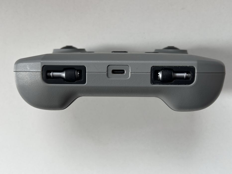 Продавам DJI RC-N2 дистанционно DJi NEO, Mini 4 Pro, Air 3 и 3s