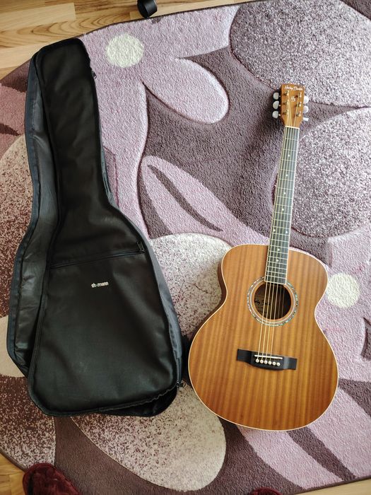 Vând chitară Harley Benton