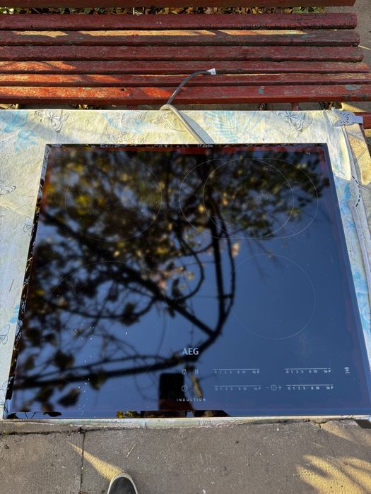 Plită cu inducție AEG nouă – 4 zone, touch, funcție Booster