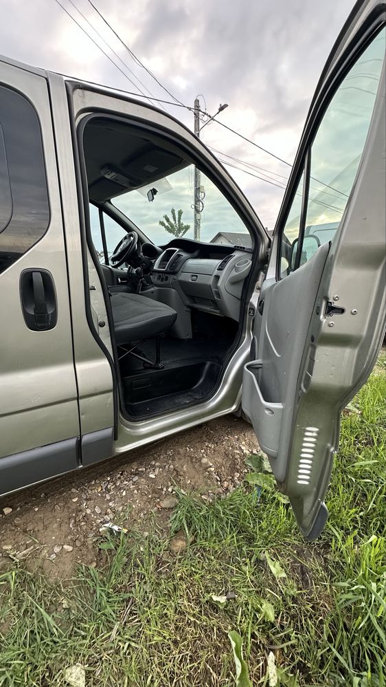 Renault Trafic 2.0 euro 5 din 2012