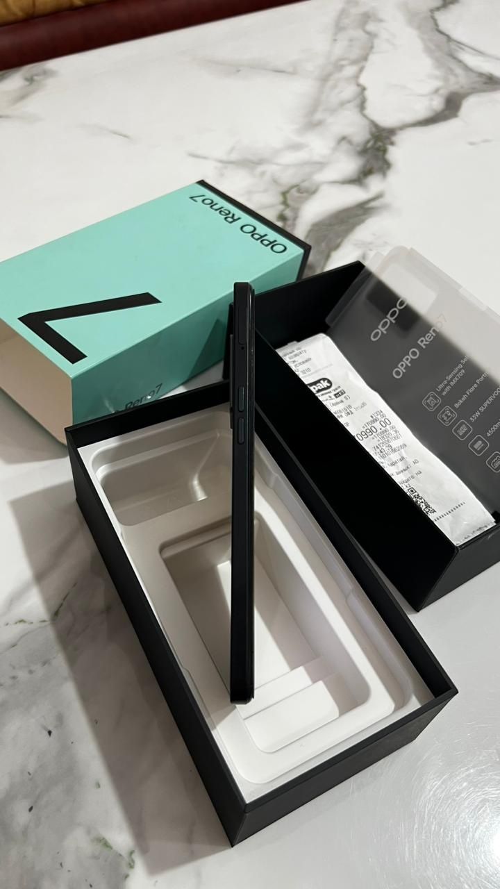 Продам  OPPO RENO 7