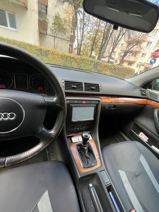 Vând audi A4 2003