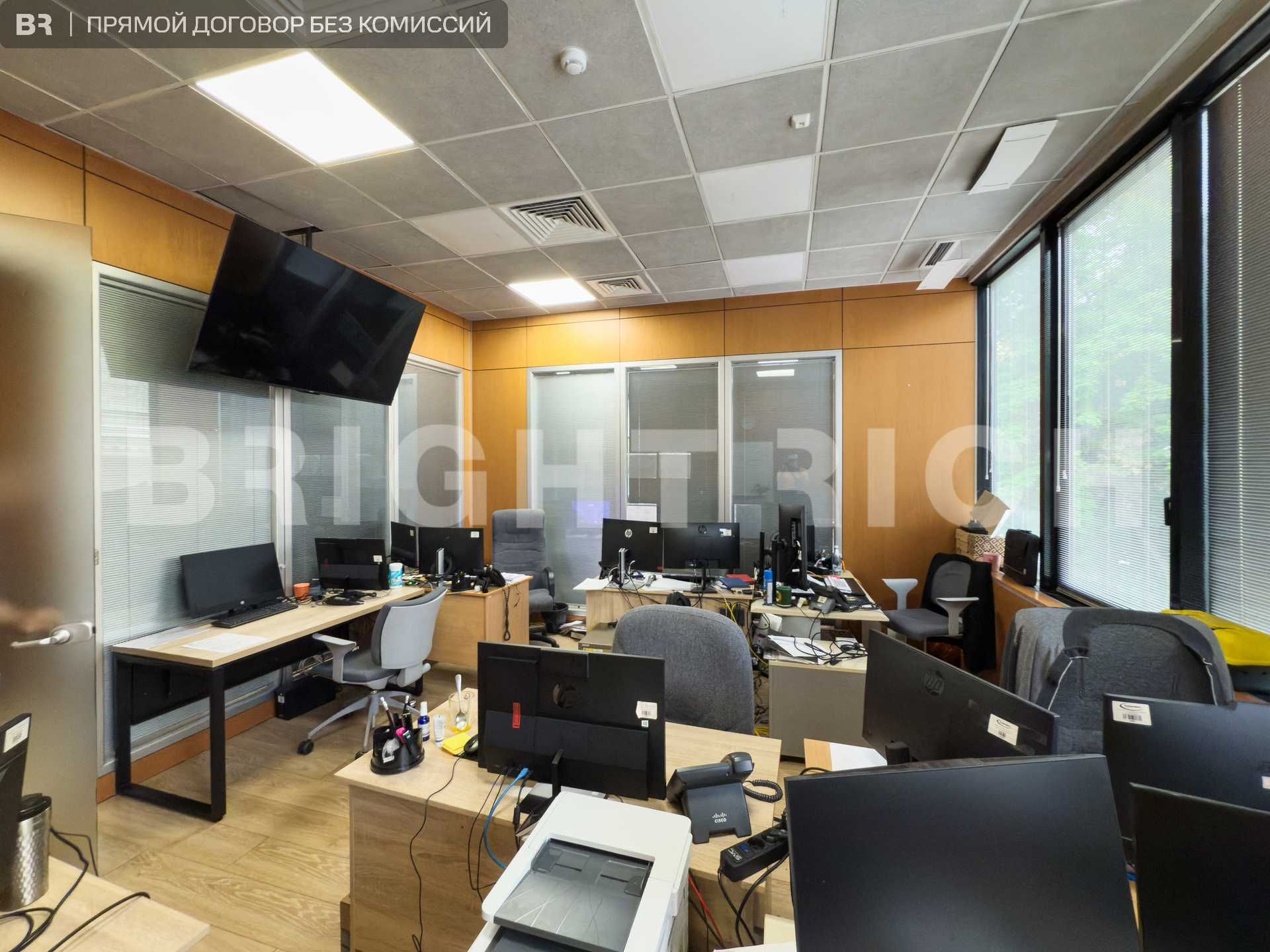 Аренда офиса 2000м² - отдельно стоящее здание в центре города