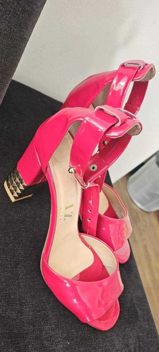 Сандали INGILIZ естествен лак