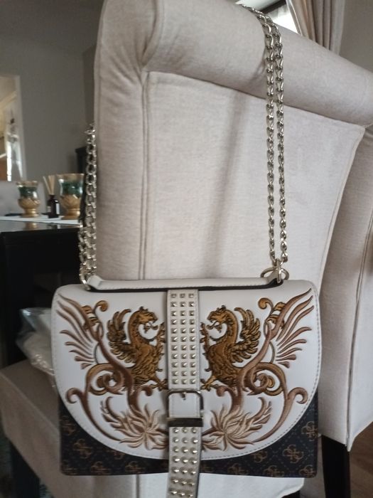 Geanta Guess, model deosebit