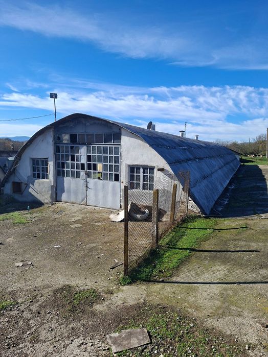 Складове под наем