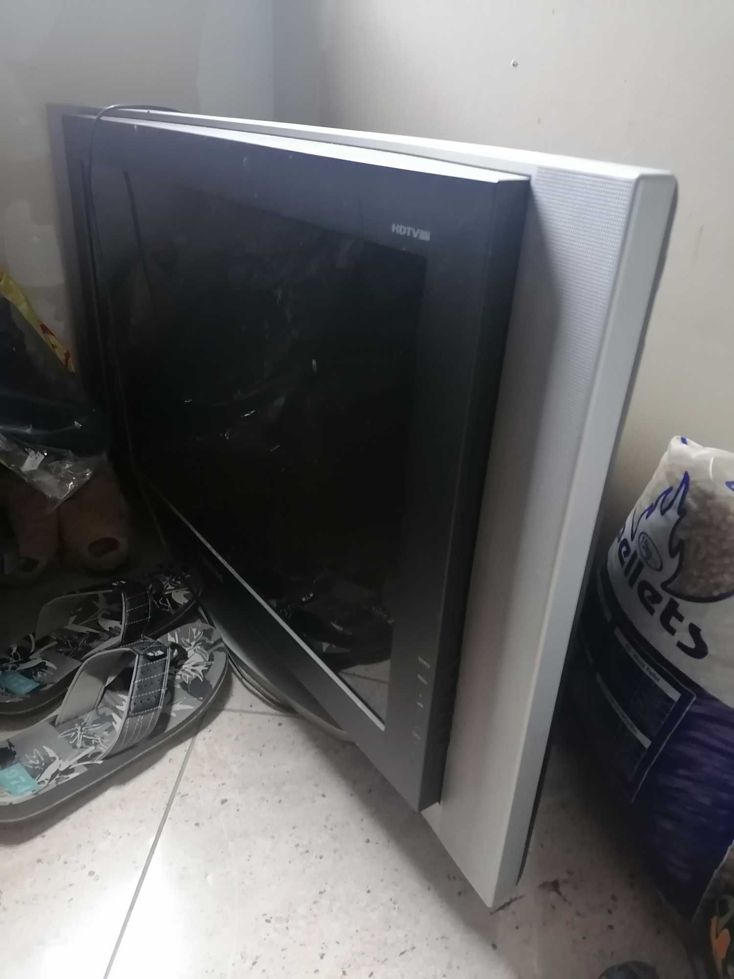 Телевизор SAMSUNG WS-32Z308P