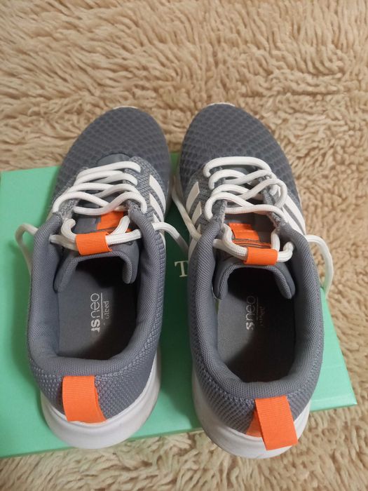 Маратонки adidas  мъжки 42