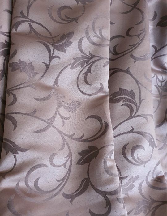 Завеси перел от рози