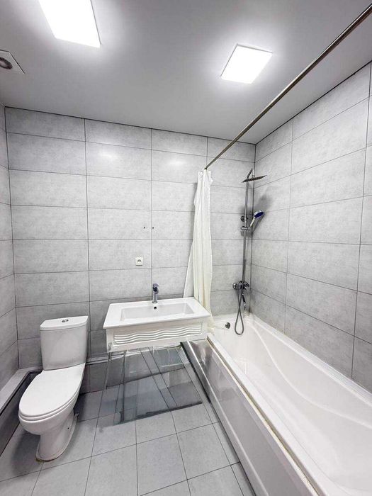 Срочная продажа в новом ЖК 3 комнатная метро БИЙ