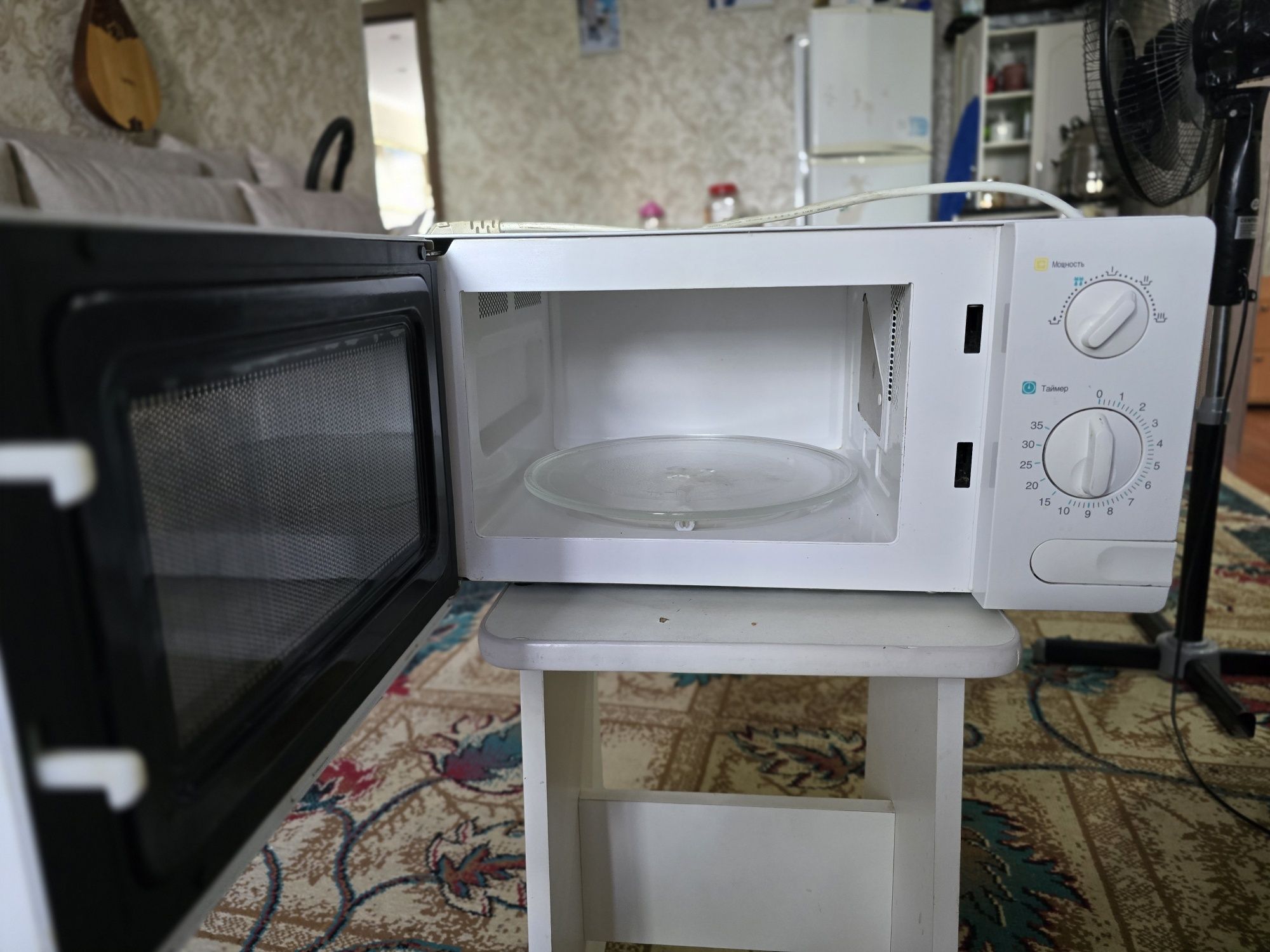 Микровалновая печь Daewoo