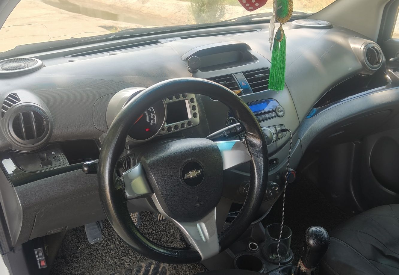 Chevrolet Spark 2015
