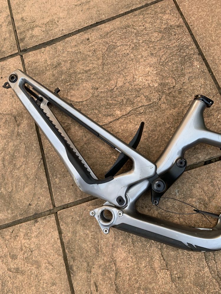 Cadru Nukeproof Giga 297 M