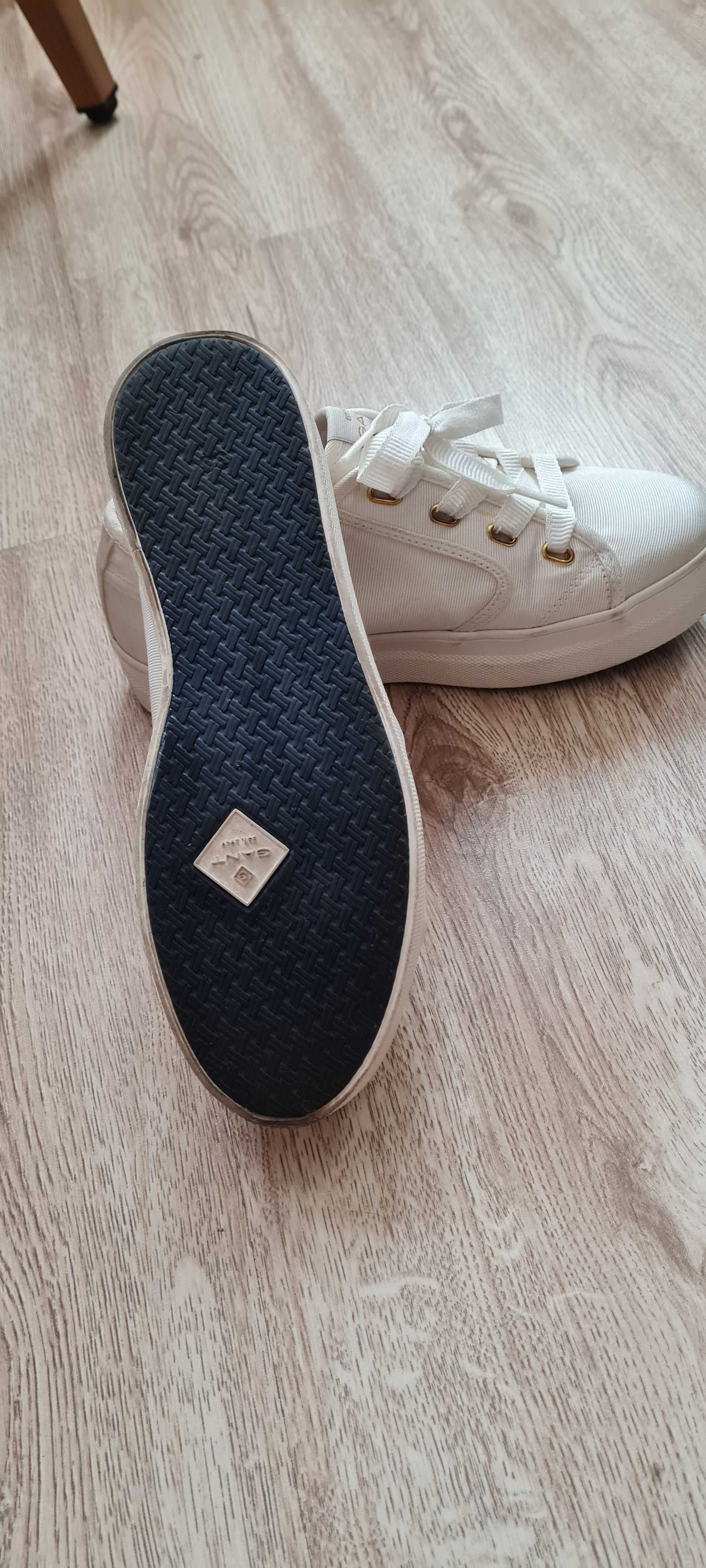 Дамски кецове GANT