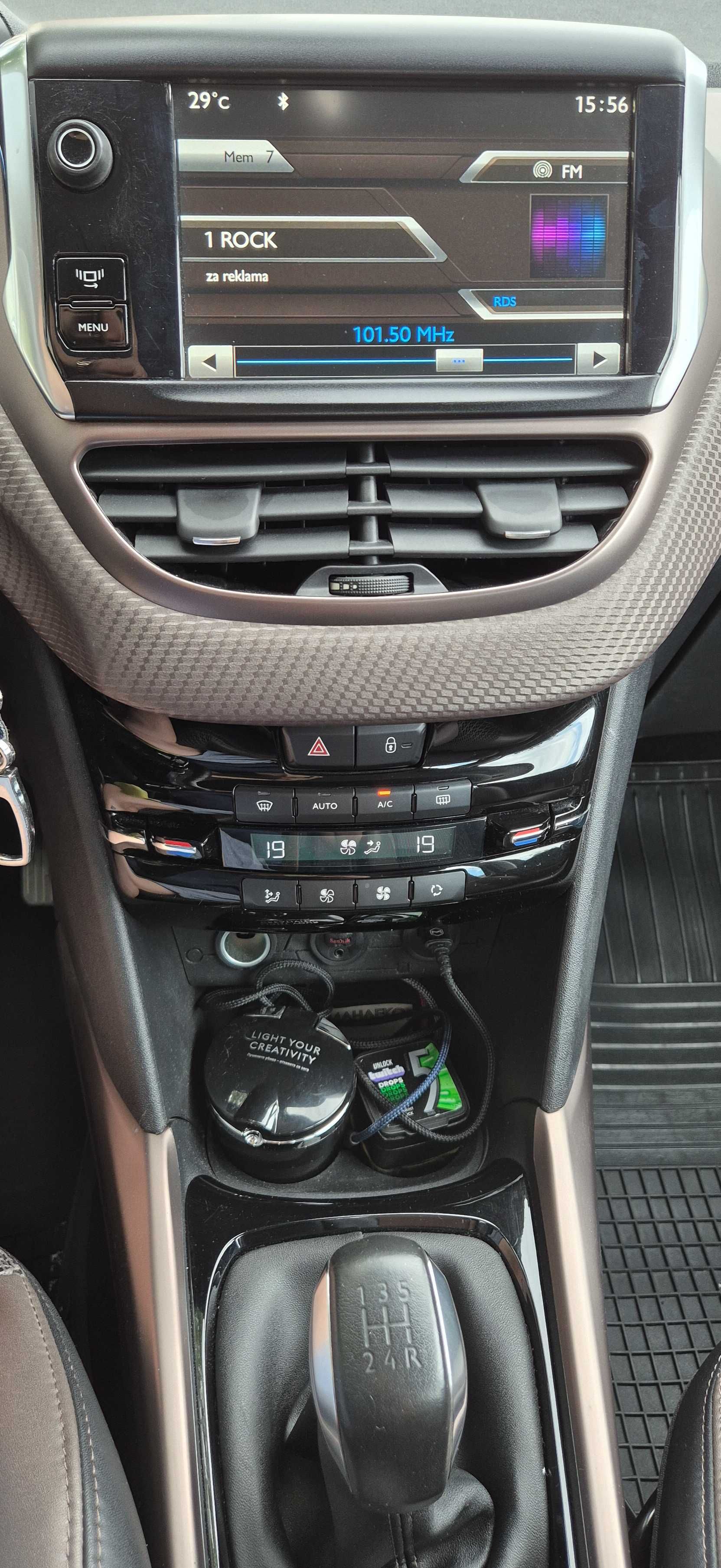 PEUGEOT 2008 ALLUR, 1,6 бензин, 2014г.