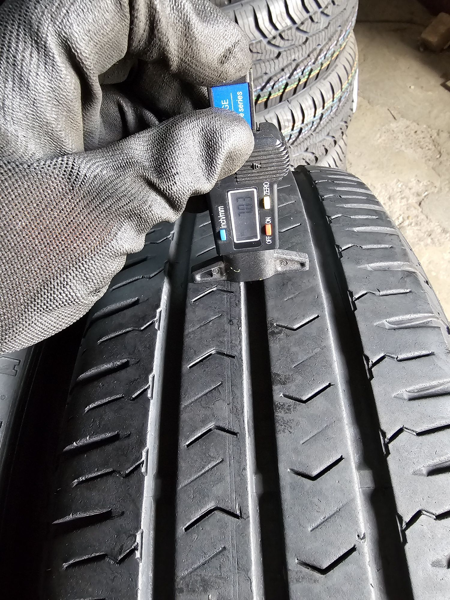 4 anvelope vara 215 70 15C Nexen 2021 7mm