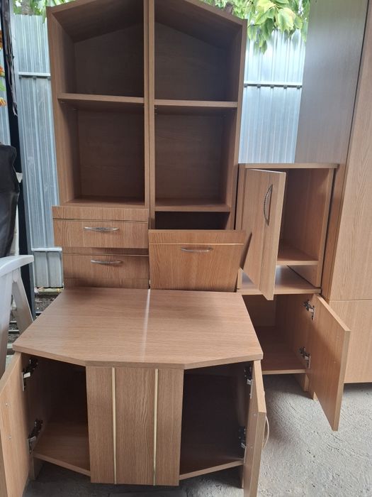 Vând mobila second-hand