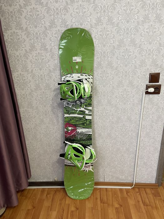 Placa snowboard 150 cm trans  cu legaturi