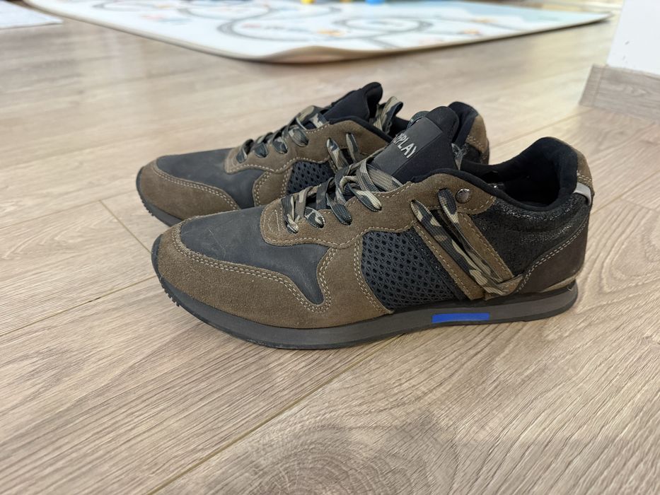 Нови маратонки Replay 42