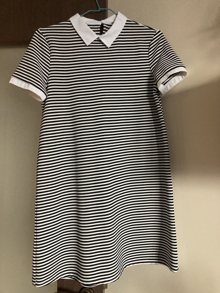 Рокля Bertani, M; Krizia Jeans, M