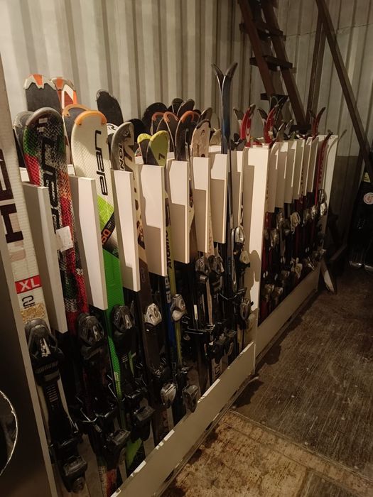 стеллажи для лыж и сноубордов