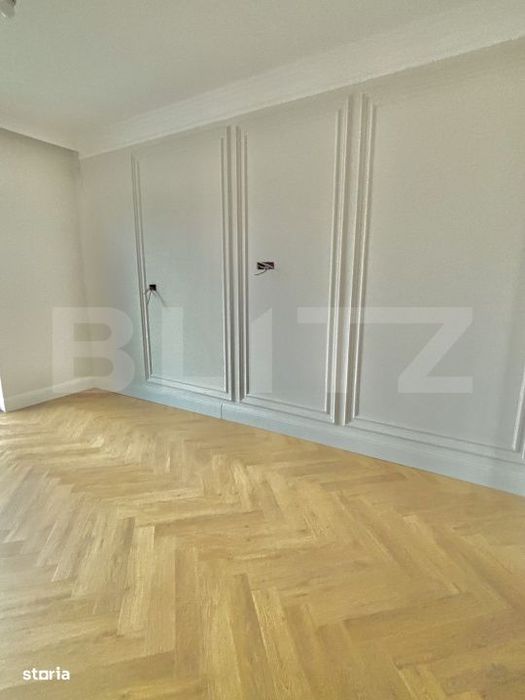 Apartament cu 3 camere Superb, Etaj 1, 70 mp utili, loc de parcare, Zo