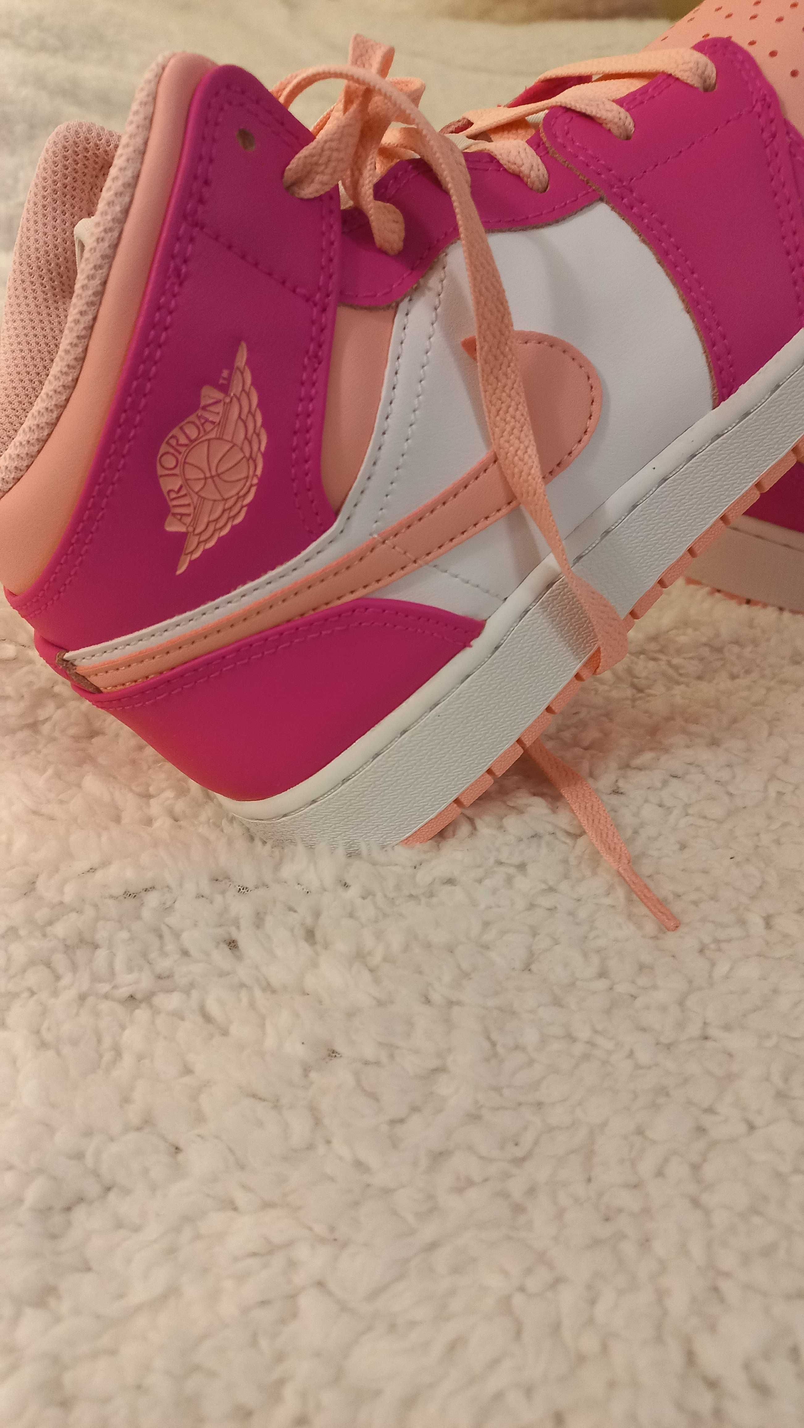 Nike Air Jordan 1 розови нови # 38.5