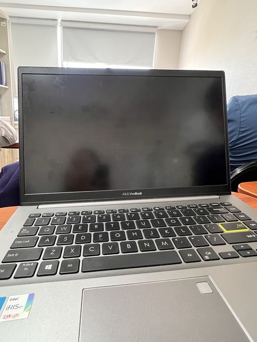Asus VivoBook S14