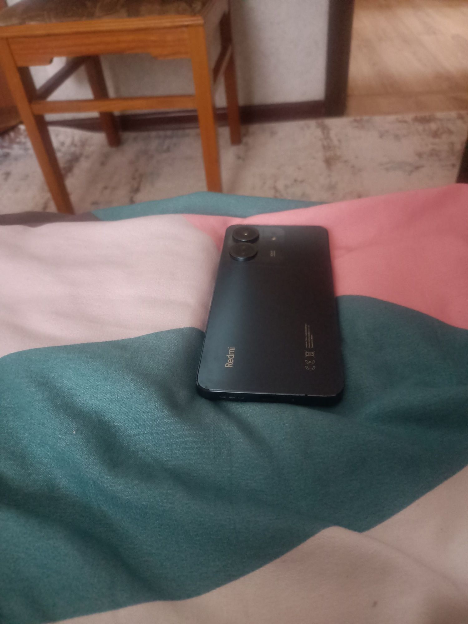 Redmi 13C 4/128 • всё работает • экран с нюансом • обмен