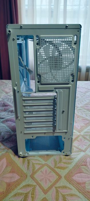 Компьютерный корпус xtreon330-1