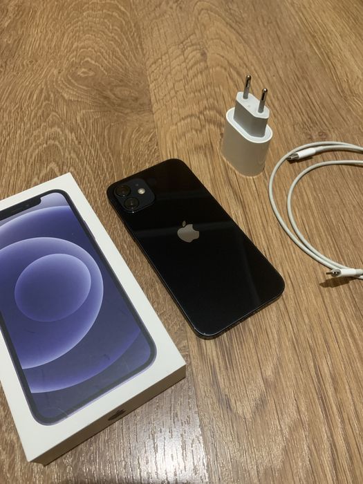 iPhone 12 128 black с оригинальной зарядкой