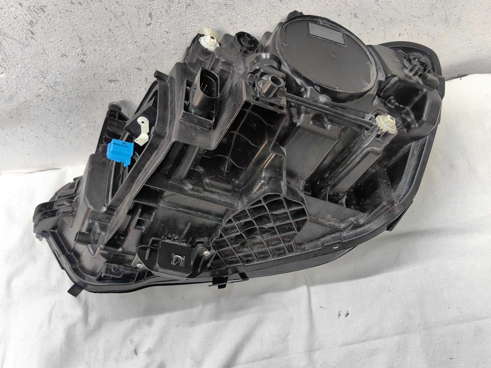 Оригинален фар Мерцедес 118  Mercedes CLA 118 MULTIBEAM
