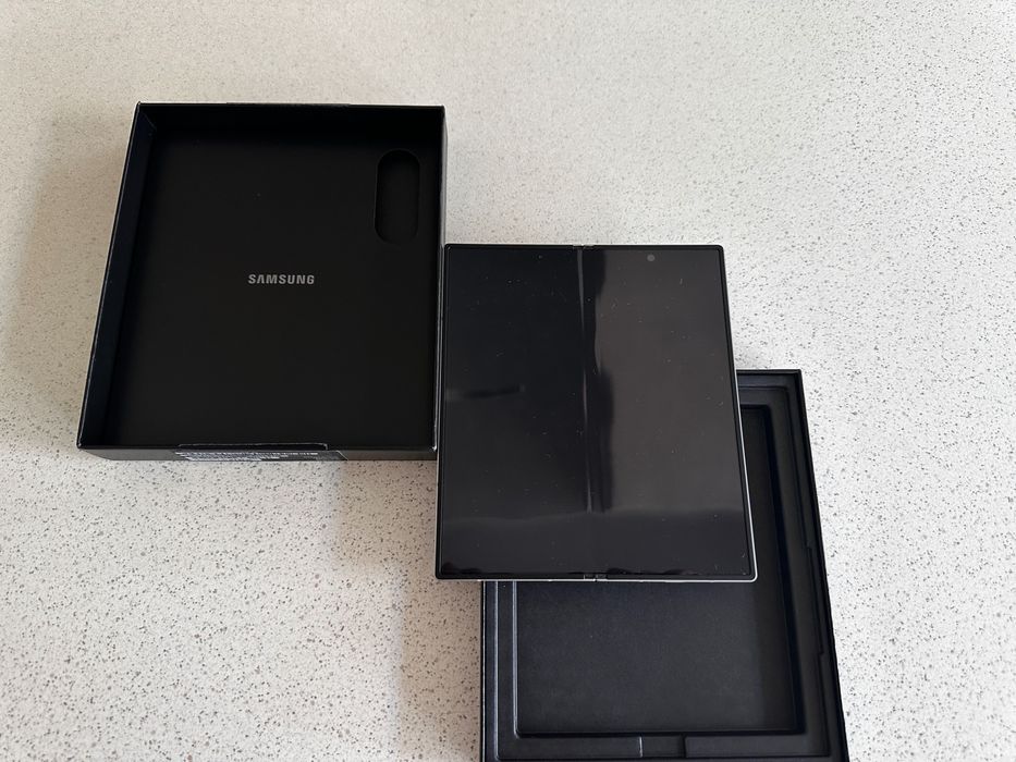 Samsung fold 6 256GB impecabil fullbox liber de retea