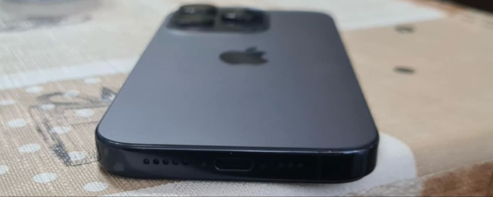 iPhone 15 Pro bLue  Titanium